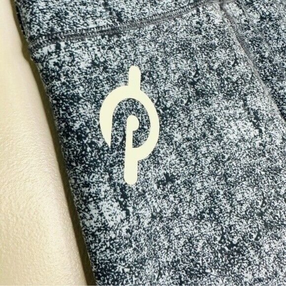 Peloton Leggings Women's Small Cadence Capri Heathered Blue - Picture 6 of 7